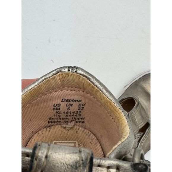 Daphne Kids Shoes US 6M - Picture 5 of 5